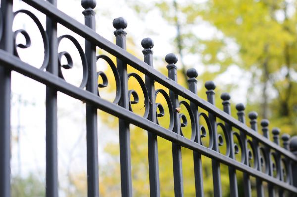 Cost of Wrought Iron Fence Cleaning in Oconomowoc