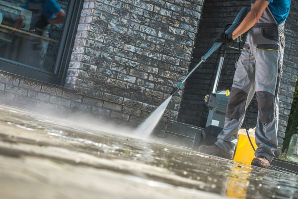 Cost of Storefront Pressure Washing in Oconomowoc