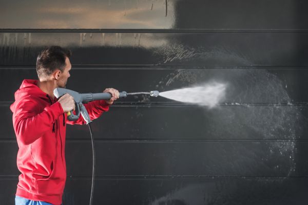 Cost of Exterior Washing in Oconomowoc