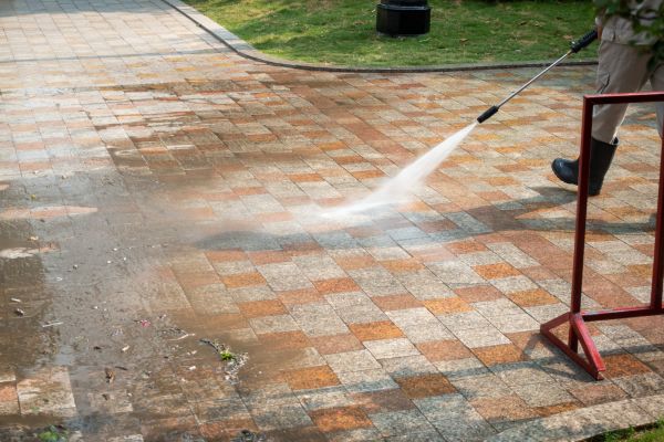 Cost of Pavers Washing in Oconomowoc
