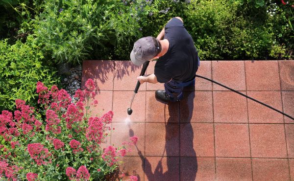 Cost of Terrace Cleaning in Oconomowoc