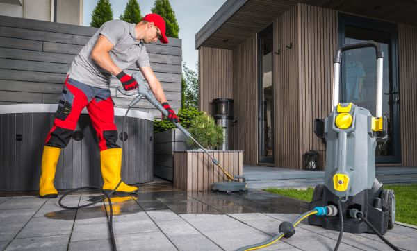 Cost of Concrete Patio Washing in Oconomowoc