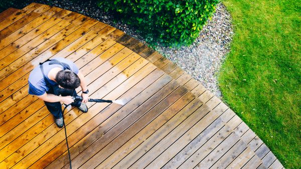 Cost of Deck Pressure Cleaning in Oconomowoc