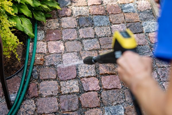 Cost of Paver Sidewalk Cleaning in Oconomowoc
